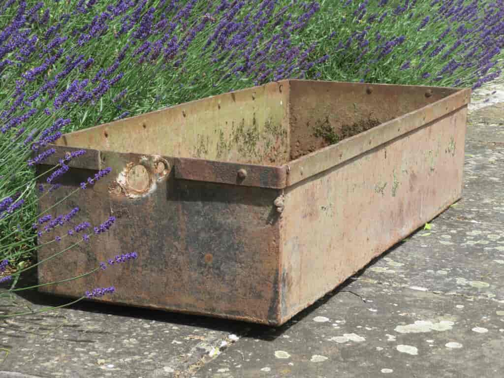 lovely-old-metal-garden-trough