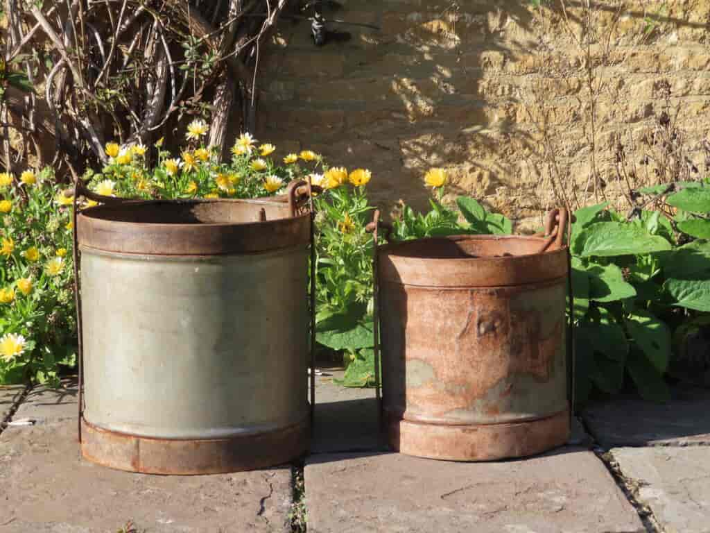 vintage-iron-buckets