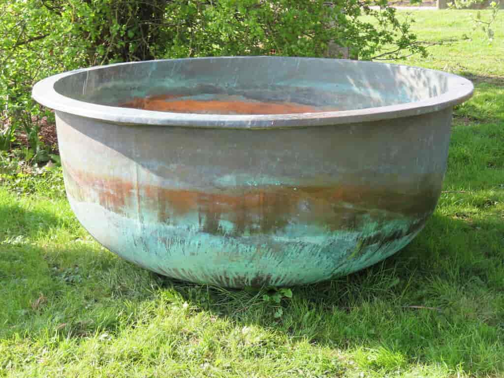 19th-century-very-large-copper-planter